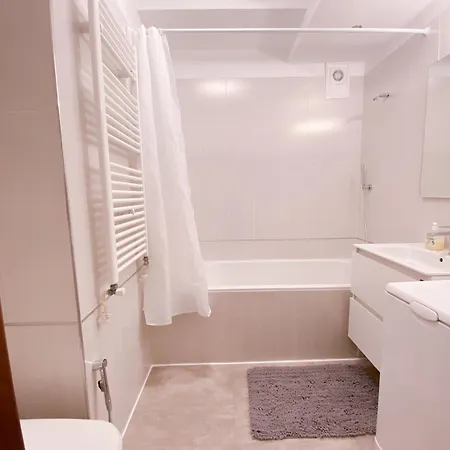 Oasis Studio City *